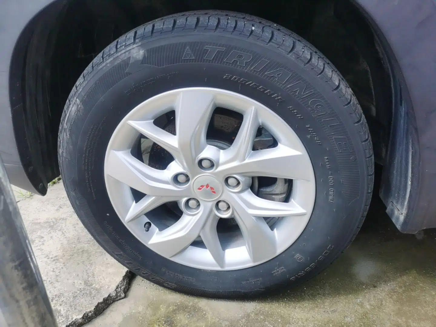 Wuling Hongguang S3 2019 1.5L Manual Comfort Model China VI Standard — миниатюра 10