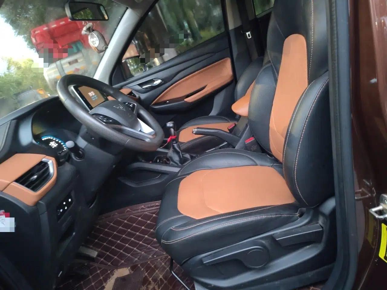 Wuling Hongguang S3 2019 1.5L Manual Luxury Model China VI Standard — миниатюра 15