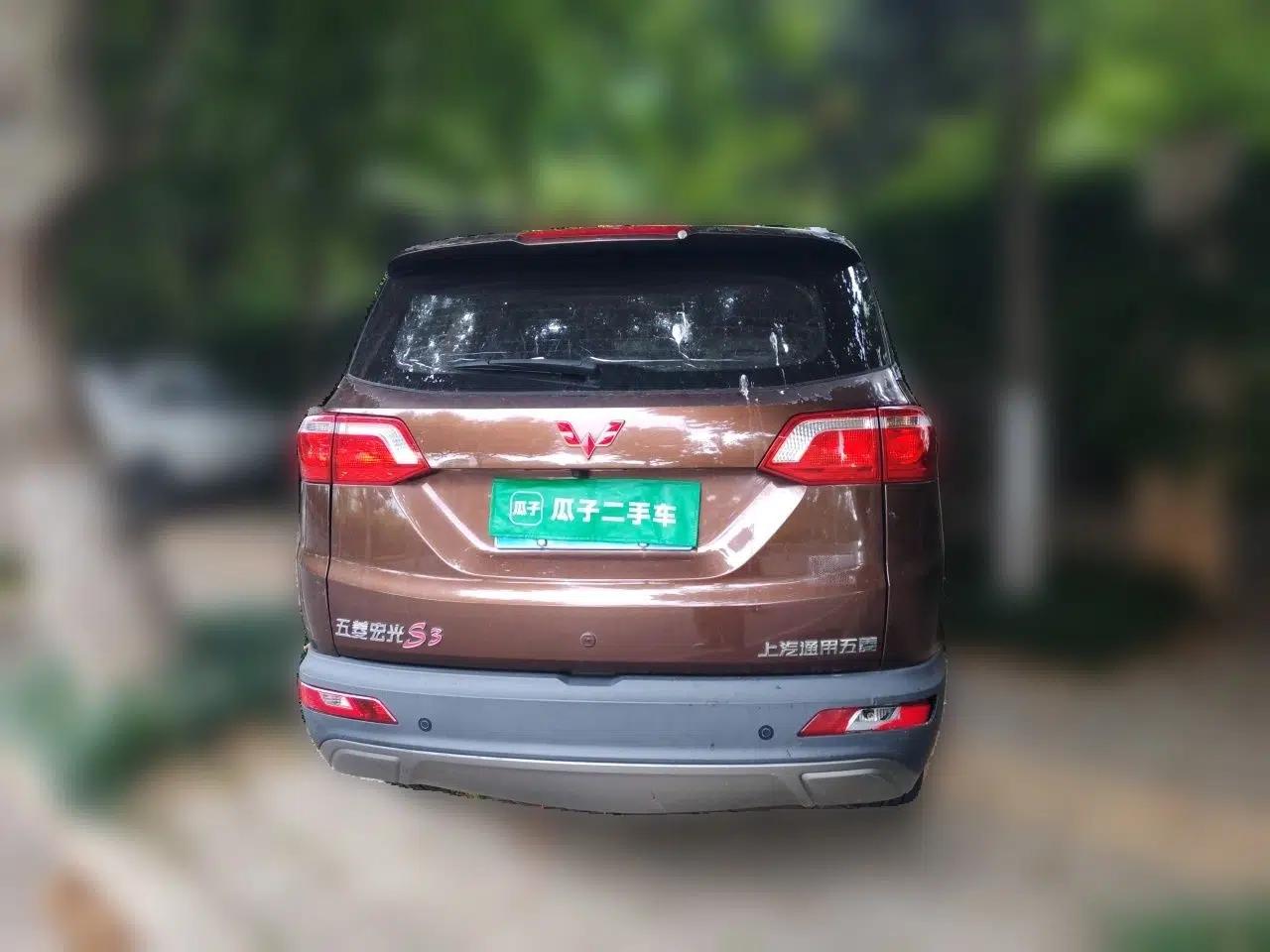 Wuling Hongguang S3 2019 1.5L Manual Luxury Model China VI Standard — миниатюра 5
