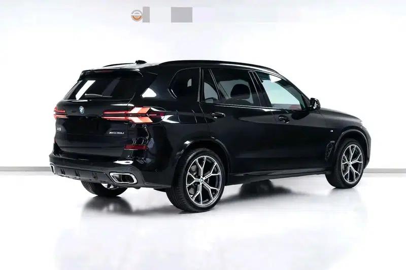 BMW X5 2025 xDrive30Li M Sport Shadow Edition — миниатюра 6