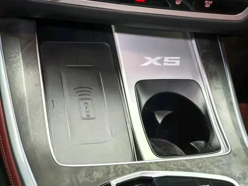 BMW X5 2025 xDrive30Li M Sport Shadow Edition — миниатюра 7
