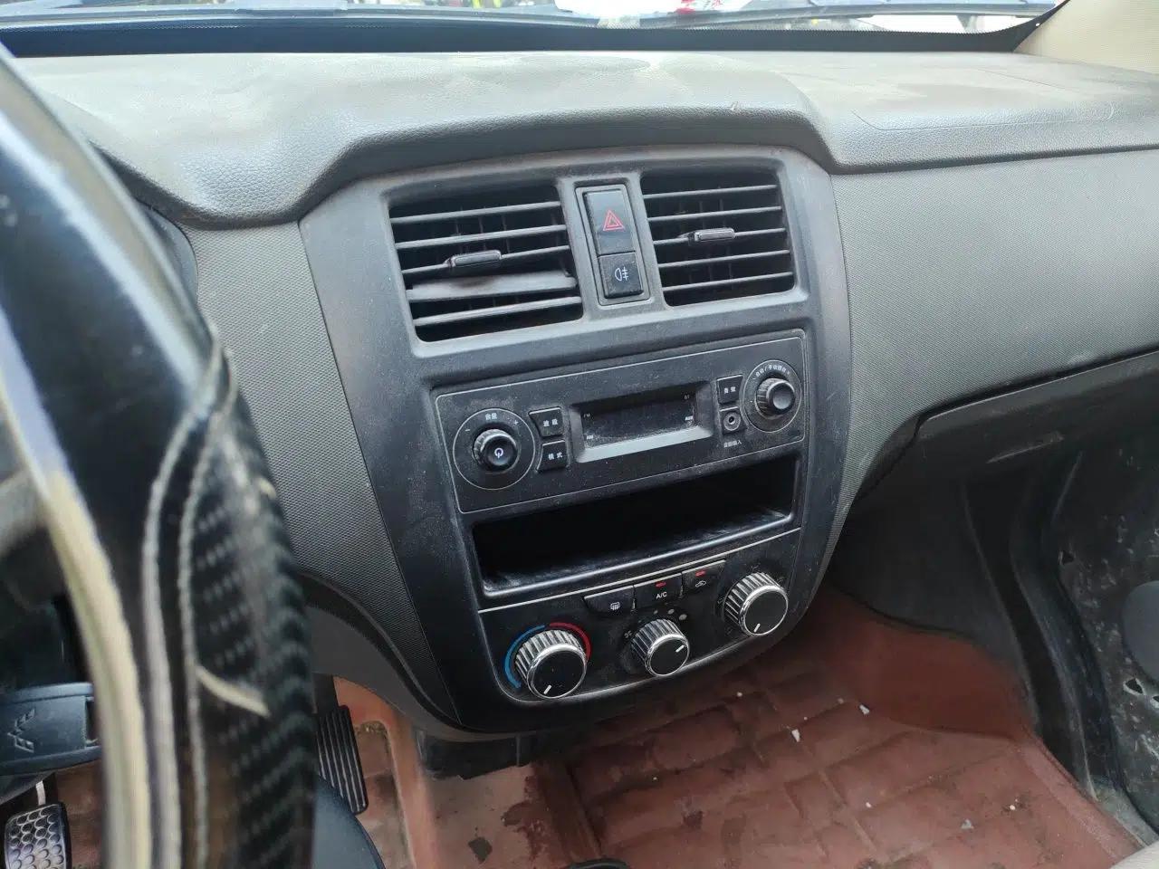 Wuling Rongguang S 2023 1.5L Basic Enclosed-Window Vehicle 2 Seats — миниатюра 13