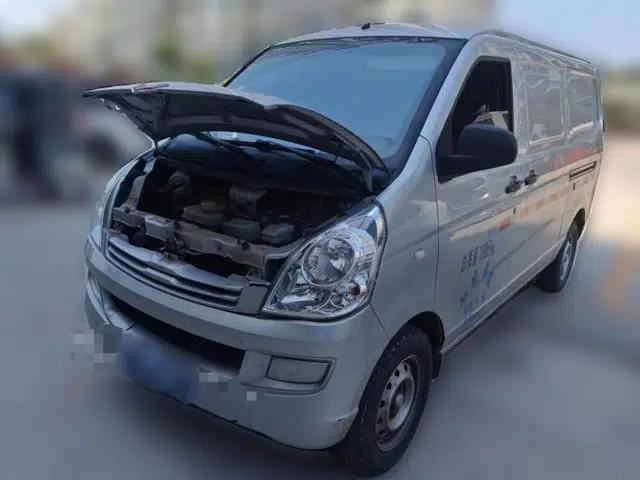 Wuling Rongguang S 2023 1.5L Basic Enclosed-Window Vehicle 2 Seats