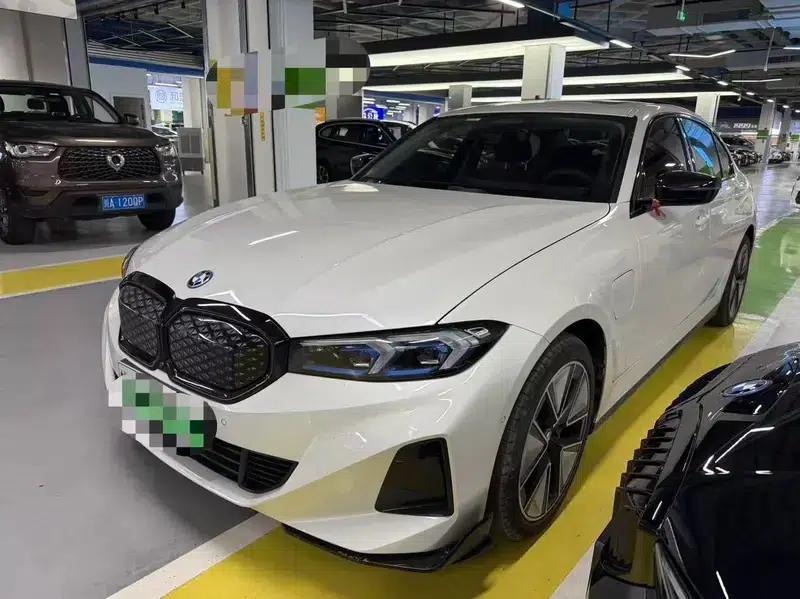 BMW i3 2025 eDrive40L Shadow Edition — миниатюра 1