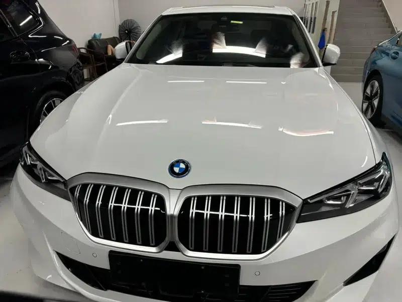 BMW i3 2025 eDrive35L — миниатюра 7