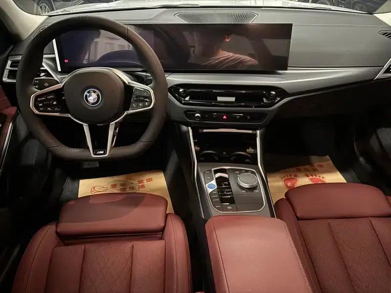 BMW i3 2025 eDrive35L — миниатюра 8