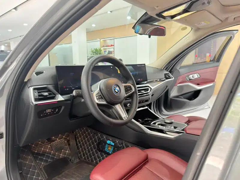 BMW i3 2022 eDrive35L — миниатюра 11