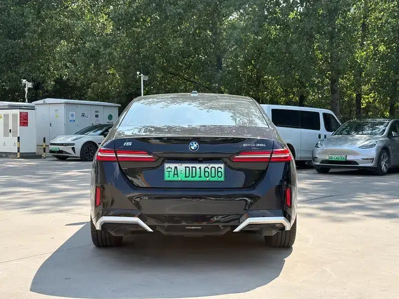 BMW i5 2024 eDrive35L Luxury Package — миниатюра 5