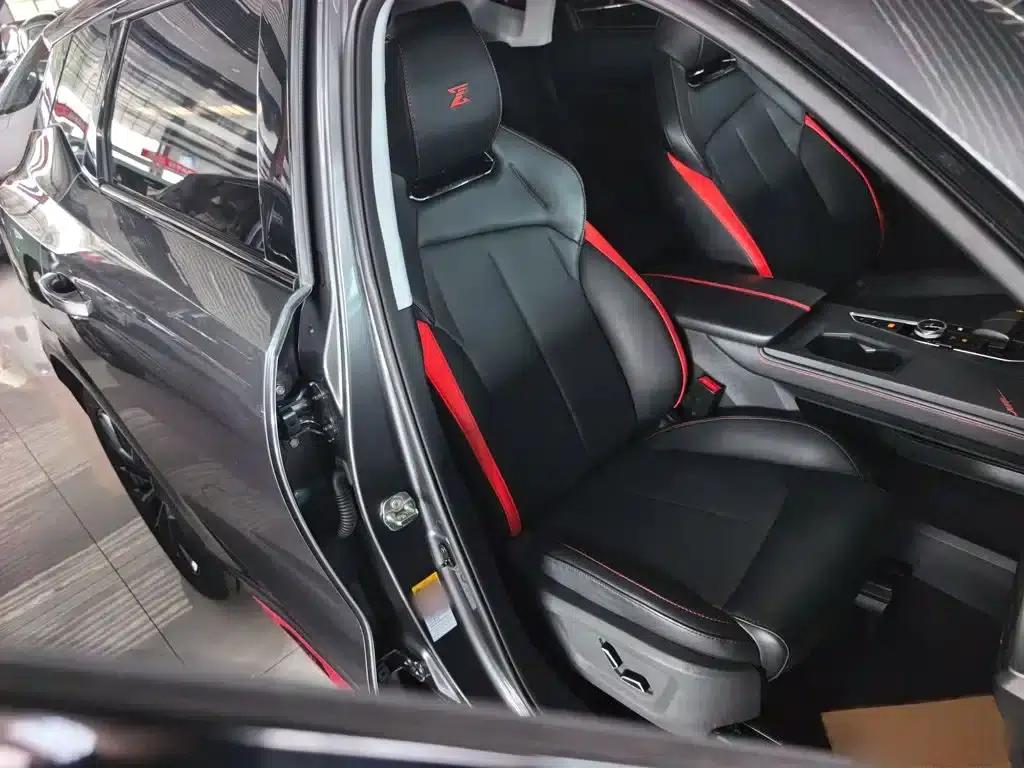 Changan Oushang Z6 2022 Blue Whale 1.5T DCT Smart Navigation Edition — миниатюра 3