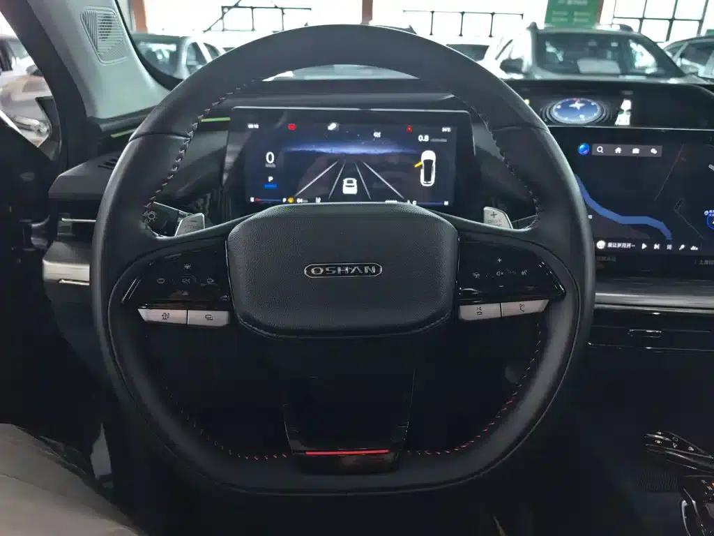 Changan Oushang Z6 2022 Blue Whale 1.5T DCT Smart Navigation Edition — миниатюра 4