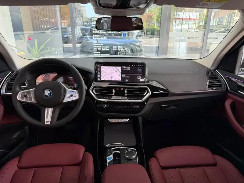 BMW iX3 2022 Leading Edition — миниатюра 13