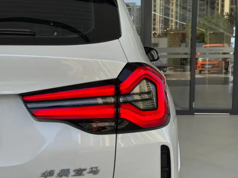 BMW iX3 2022 Leading Edition — миниатюра 9