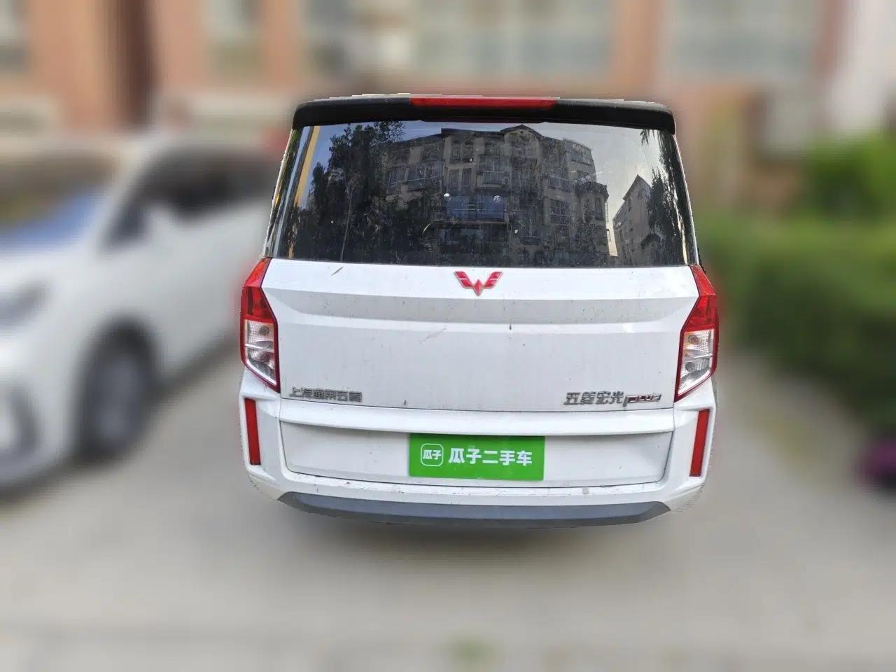 Wuling Hongguang PLUS 2019 1.5T Manual Standard Edition 5 Seats — миниатюра 5