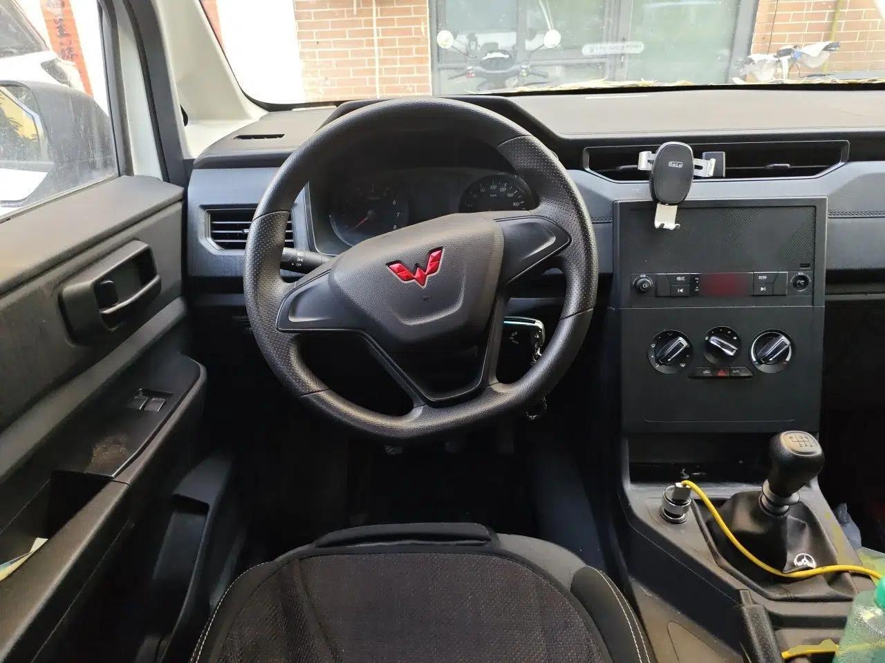 Wuling Hongguang PLUS 2019 1.5T Manual Standard Edition 5 Seats — миниатюра 10