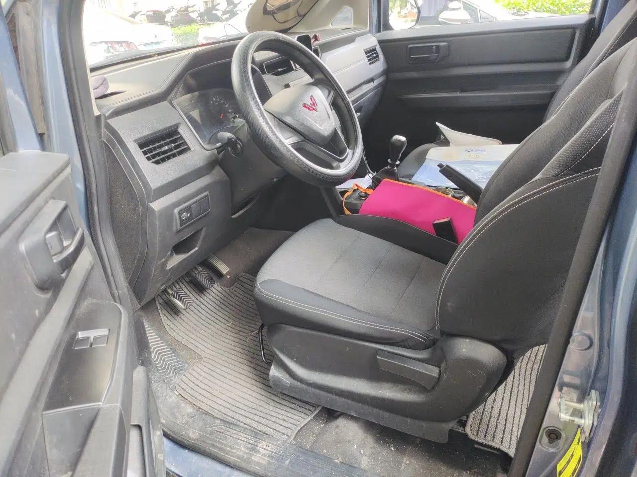 Wuling Hongguang PLUS 2020 1.5L Manual Standard Edition 5 Seats — миниатюра 16