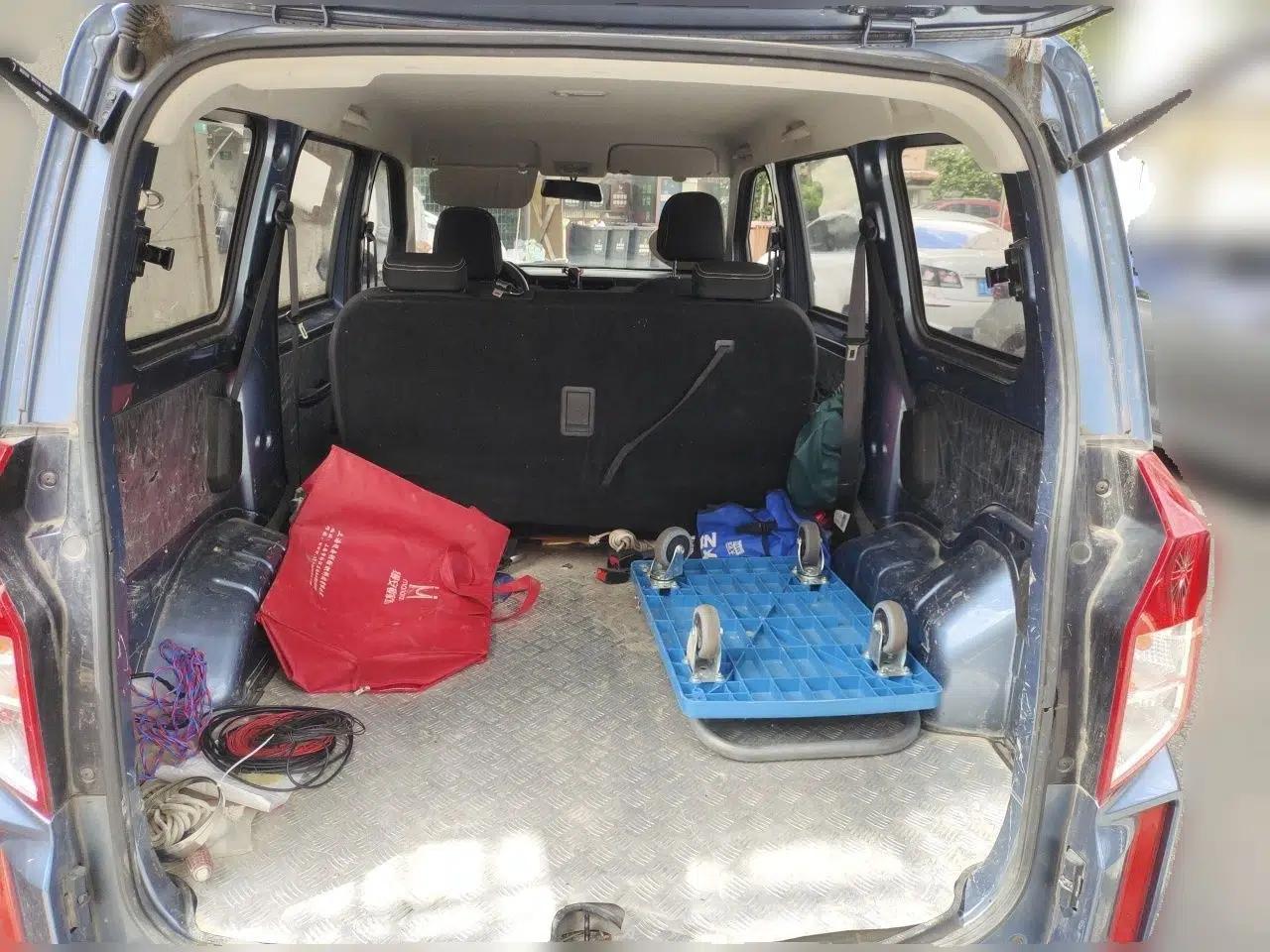 Wuling Hongguang PLUS 2020 1.5L Manual Standard Edition 5 Seats — миниатюра 19