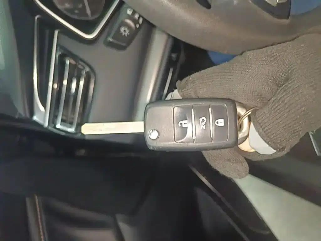 Changan Oushang X7 2020 1.5T Manual Deluxe Edition — миниатюра 9