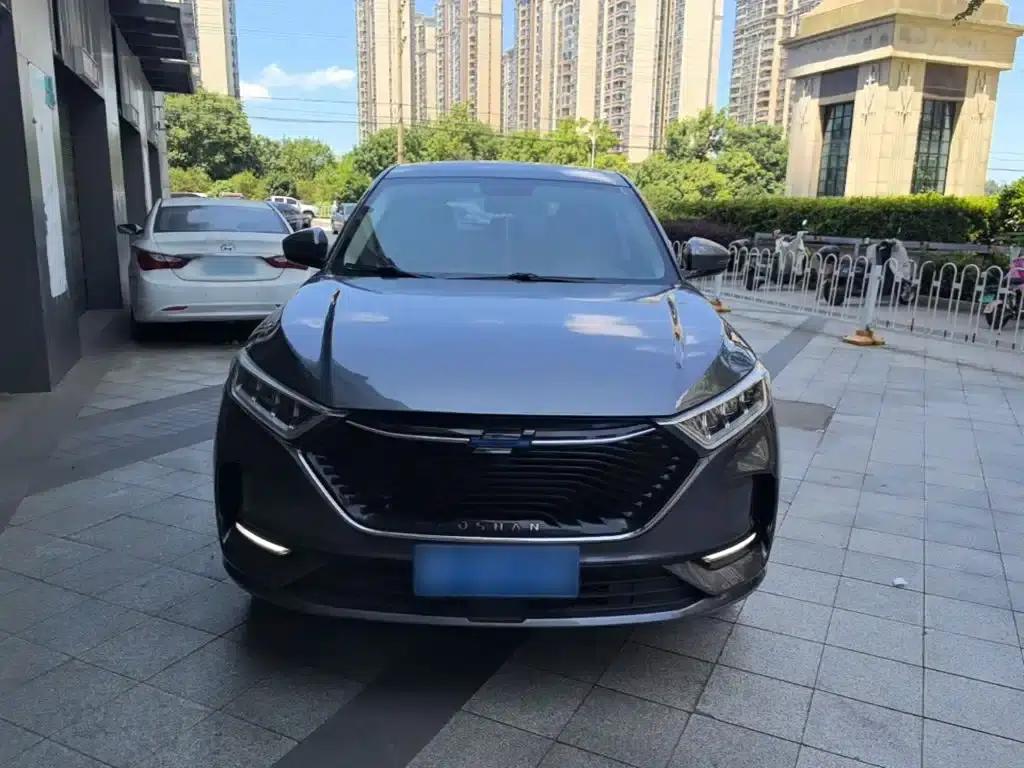 Changan Oushang X7 2020 1.5T Manual Deluxe Edition — миниатюра 3