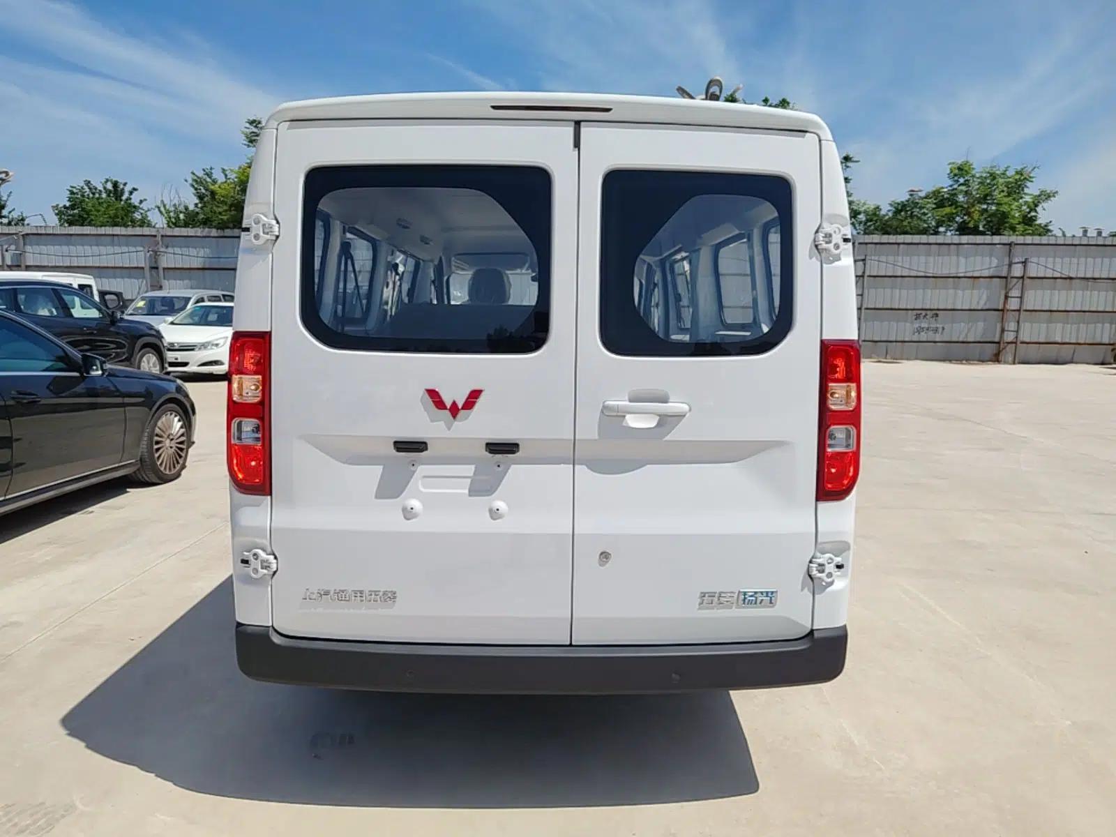 Wuling Yangguang 2024 300KM Comfort Version Passenger Van 75kW — миниатюра 5