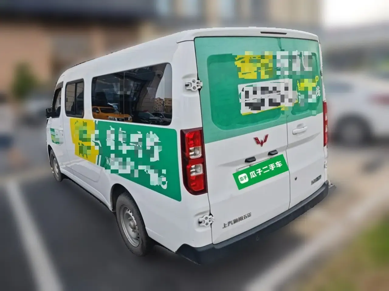 Wuling Yangguang 2024 300km Comfort-Grade Passenger Van 60kW — миниатюра 4