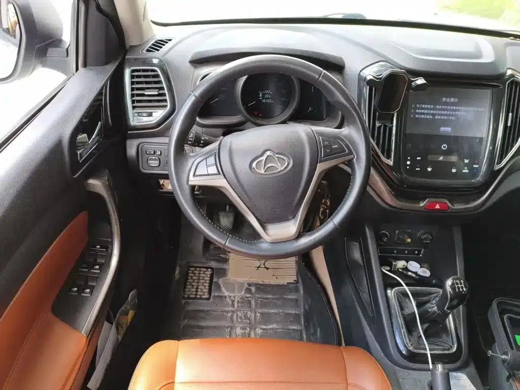Changan Oushang CX70 2016 1.6L Manual Deluxe Edition — миниатюра 11