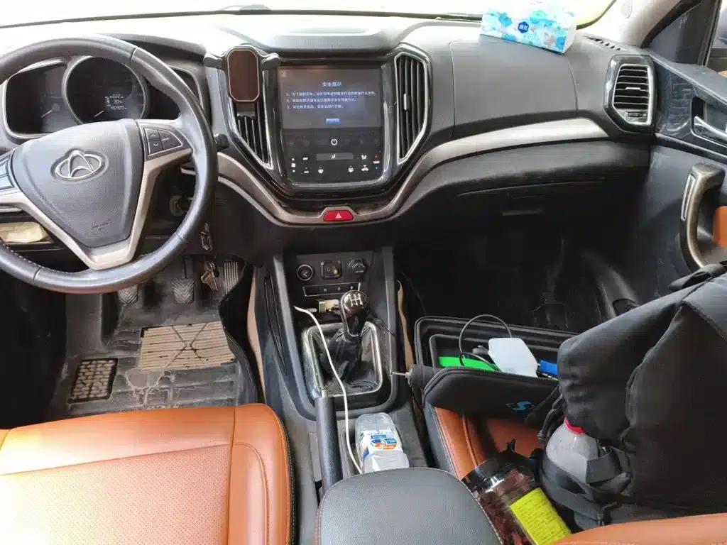 Changan Oushang CX70 2016 1.6L Manual Deluxe Edition — миниатюра 14