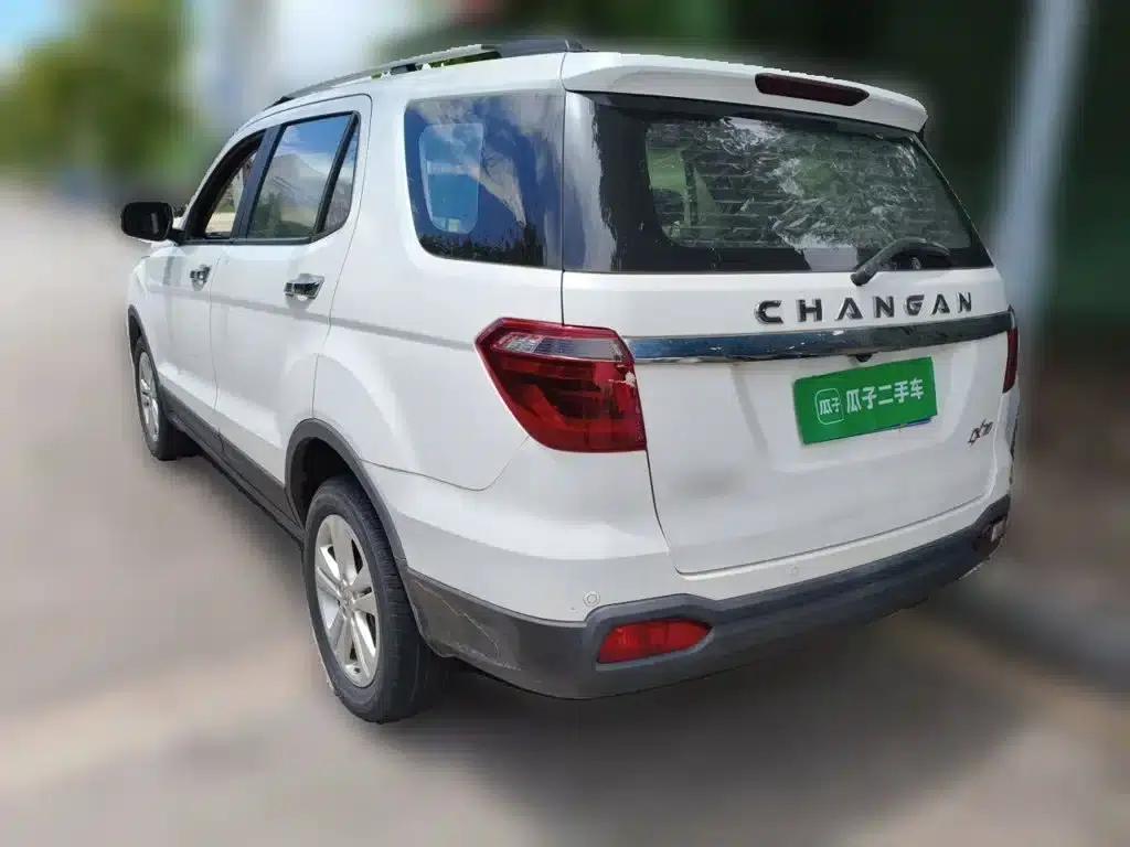 Changan Oushang CX70 2016 1.6L Manual Deluxe Edition — миниатюра 4