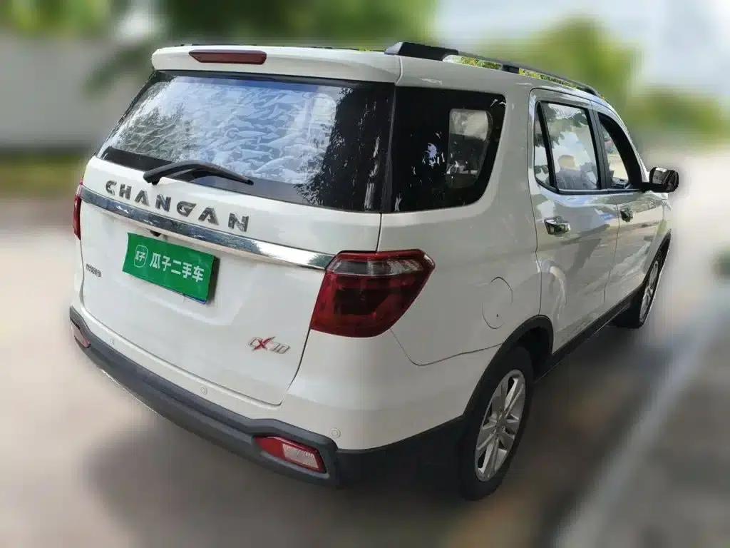 Changan Oushang CX70 2016 1.6L Manual Deluxe Edition — миниатюра 6