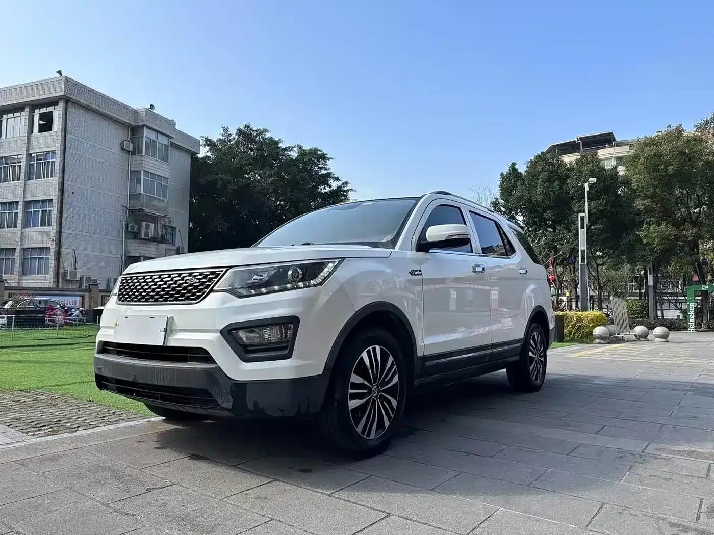 Changan Oushang CX70 2017 CX70T 1.5T Automatic Premium Edition — миниатюра 1