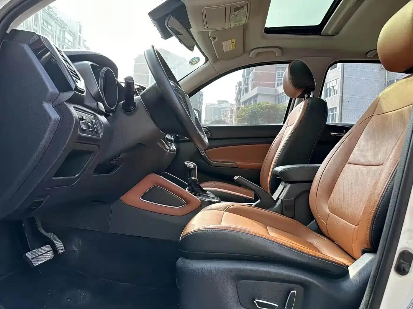 Changan Oushang CX70 2017 CX70T 1.5T Automatic Premium Edition — миниатюра 10