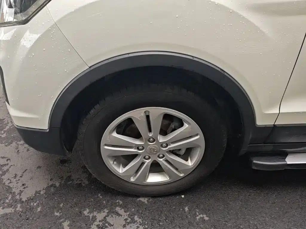 Changan Oushang CX70 2016 1.6L Manual Deluxe Edition — миниатюра 23