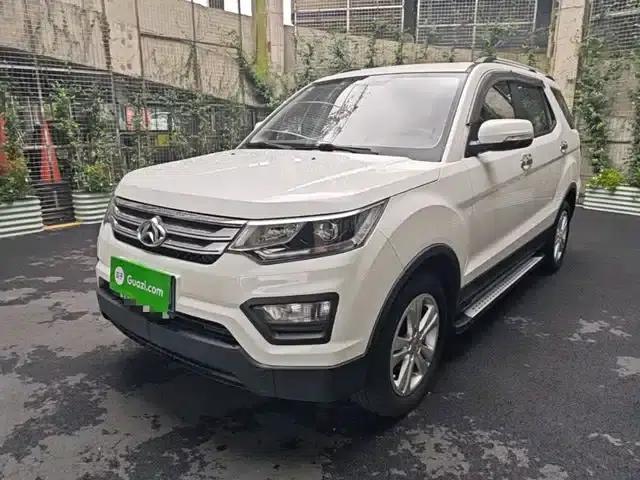 Changan Oushang CX70 2016 1.6L Manual Deluxe Edition