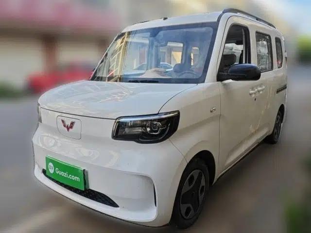 Wuling Zhiguang New Energy 2025 Model 305km Ambitious Edition
