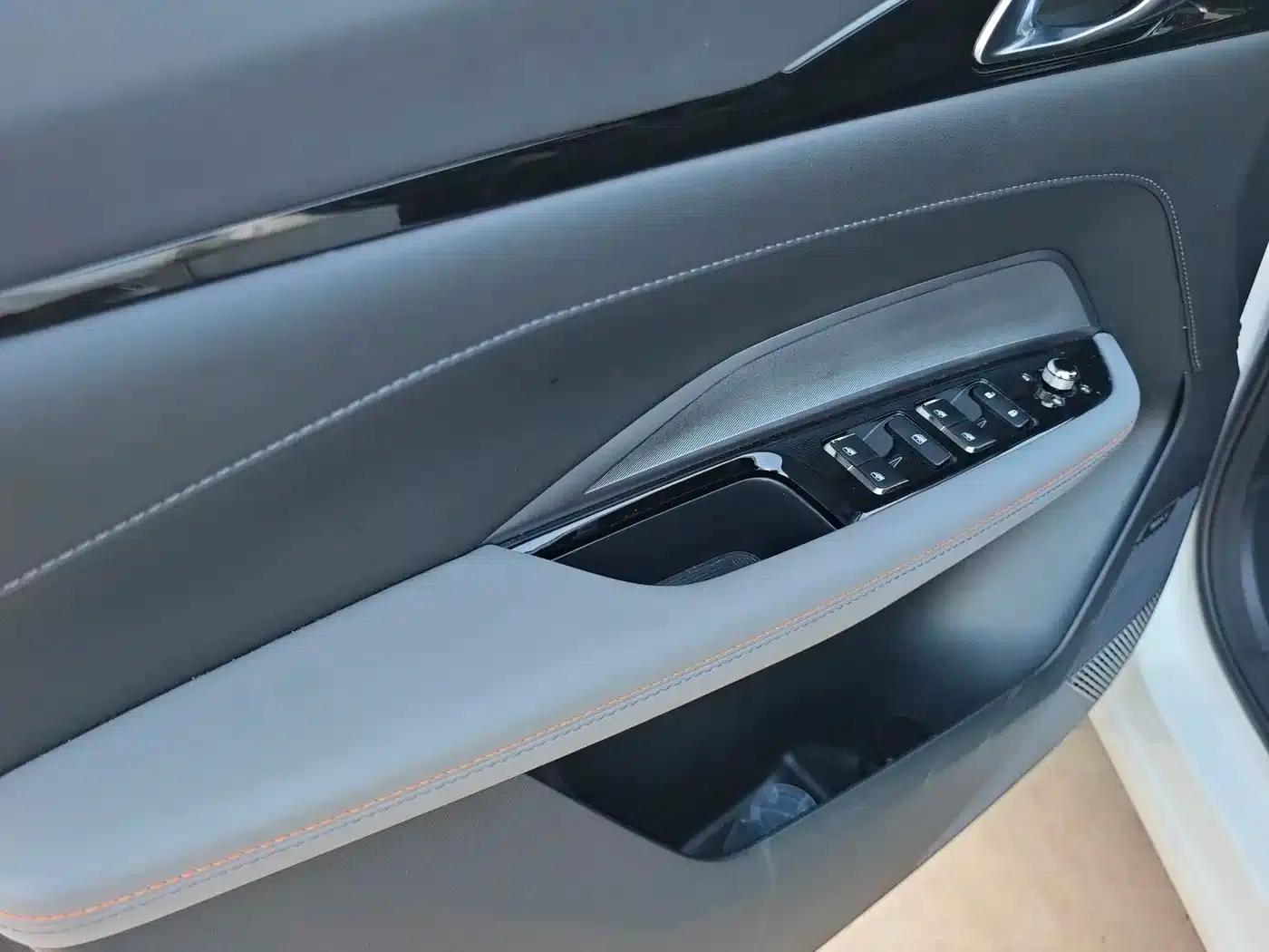 Changan Oushang Z6 New Energy 2023 Model, Smart Electric iDD 150KM Flagship PLUS Smart Parking Edition — миниатюра 4