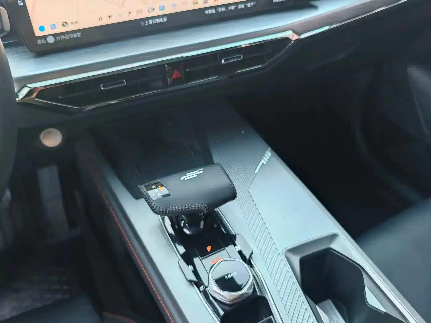 Changan Oushang Z6 New Energy 2023 Model, Smart Electric iDD 150KM Flagship PLUS Smart Parking Edition — миниатюра 8