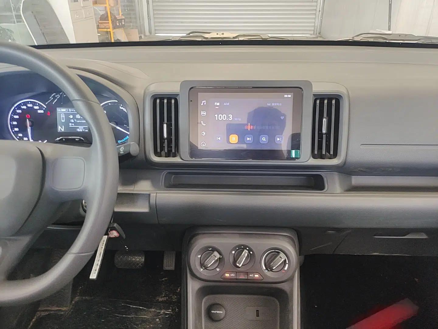 Wuling Rongguang EV 2026 Model 310km Standard Bus Version — миниатюра 15