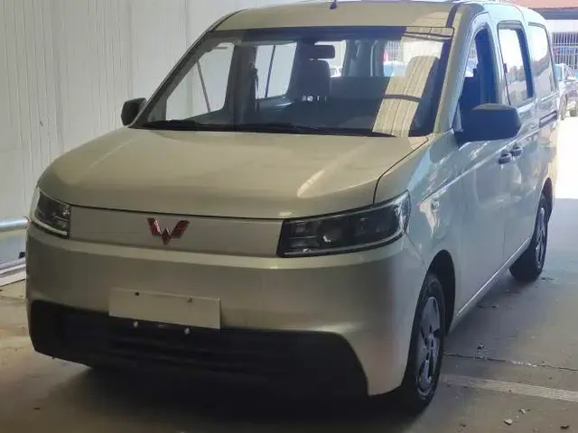 Wuling Rongguang EV 2026 Model 310km Standard Bus Version