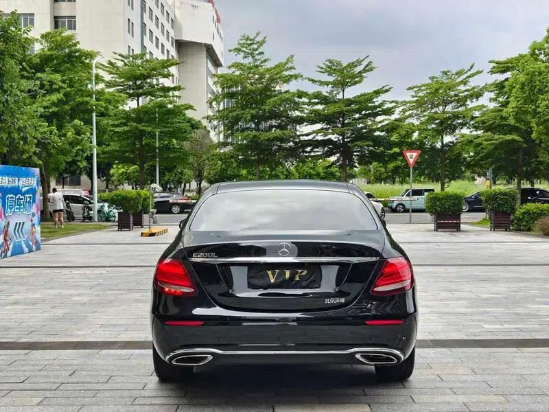 2016 Mercedes-Benz E-Class E 200 L — миниатюра 5