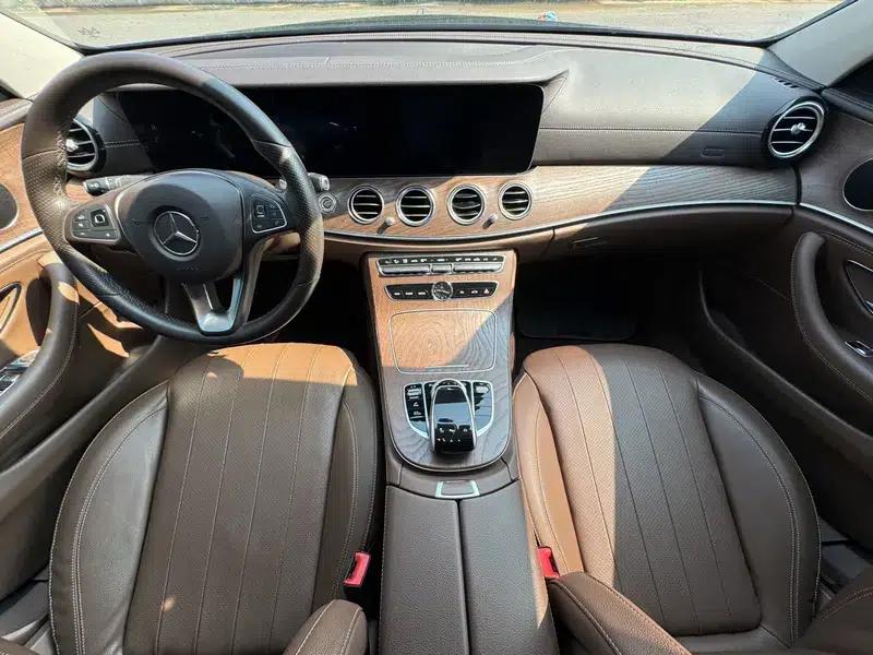 Mercedes-Benz E-Class 2018 E 300 L Fashion Edition — миниатюра 7