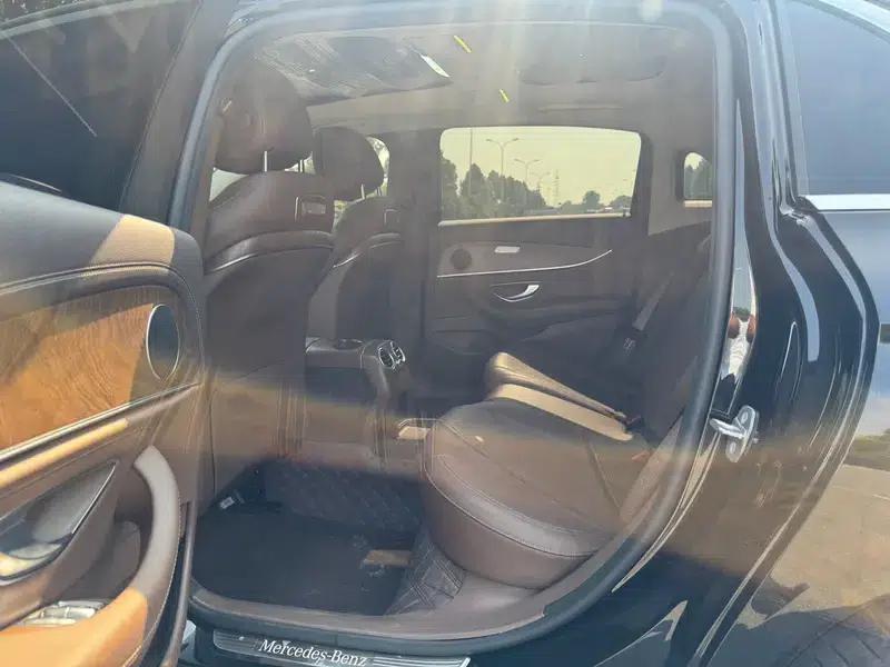 Mercedes-Benz E-Class 2018 E 300 L Fashion Edition — миниатюра 9
