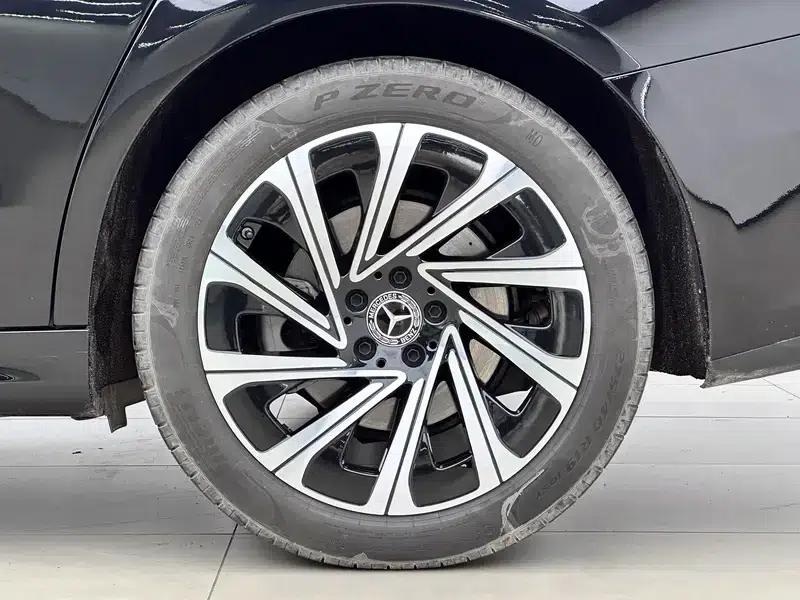 Mercedes-Benz E-Class 2025 E 300 L Luxury Sedan — миниатюра 6