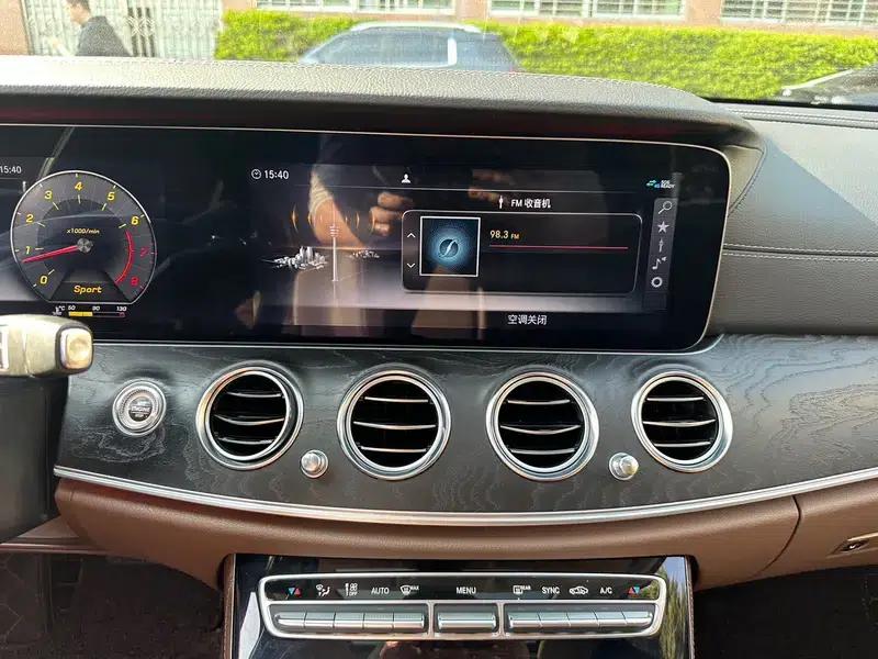 2016 Mercedes-Benz E-Class E 200 L Sport — миниатюра 11