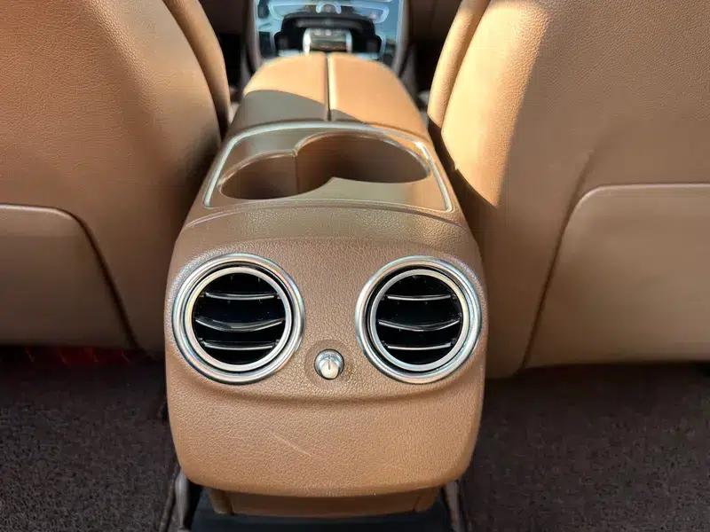 2016 Mercedes-Benz E-Class E 200 L Sport — миниатюра 9
