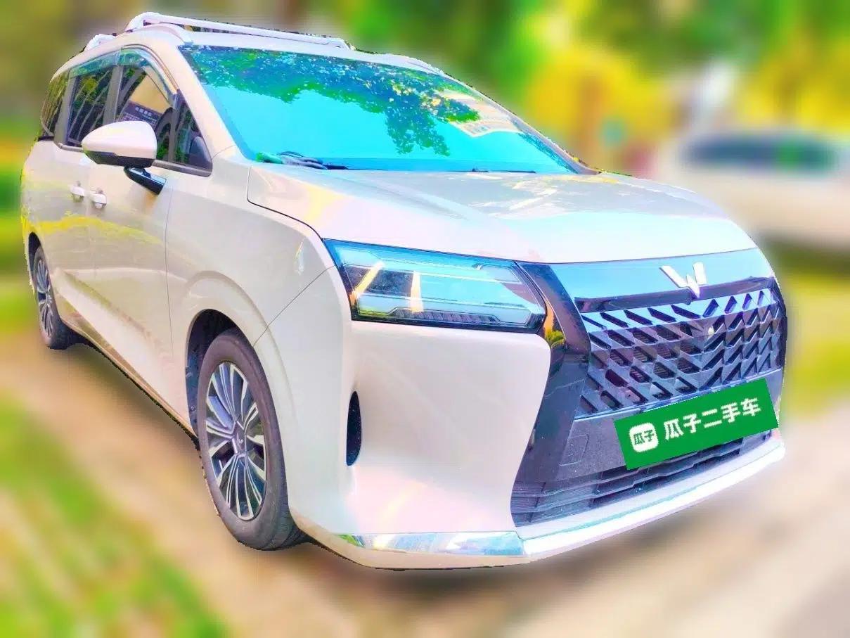 Wuling Starlight 730 2025 Model Plug-in Hybrid 125km Luxury Edition — миниатюра 3
