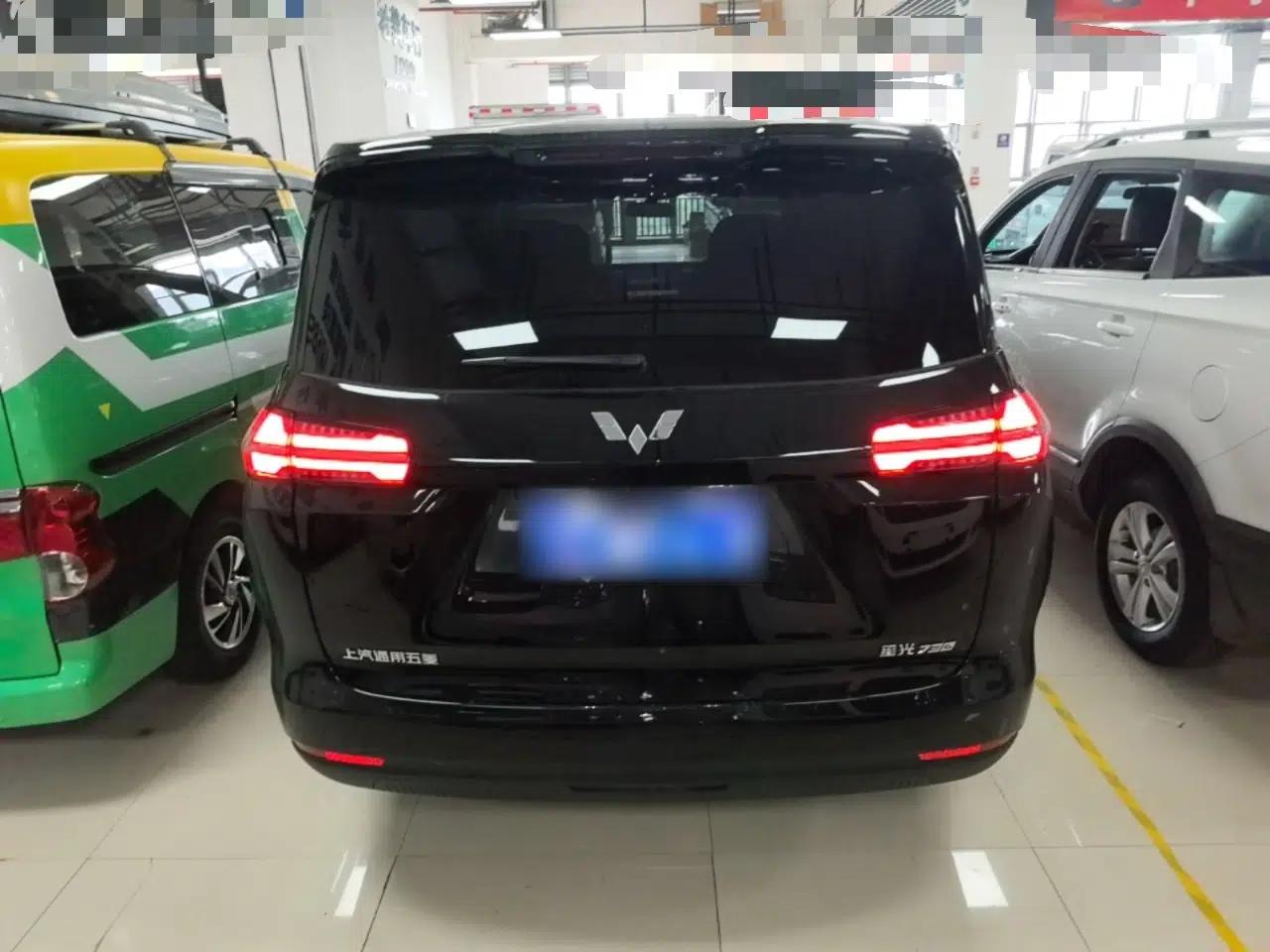 Wuling 730 2025 Model 1.5T CVT Elite Edition — миниатюра 5