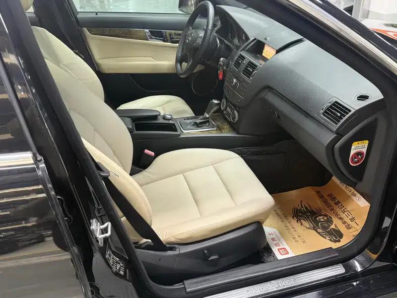 Mercedes-Benz C-Class 2010 C 200 CGI Elegance — миниатюра 15