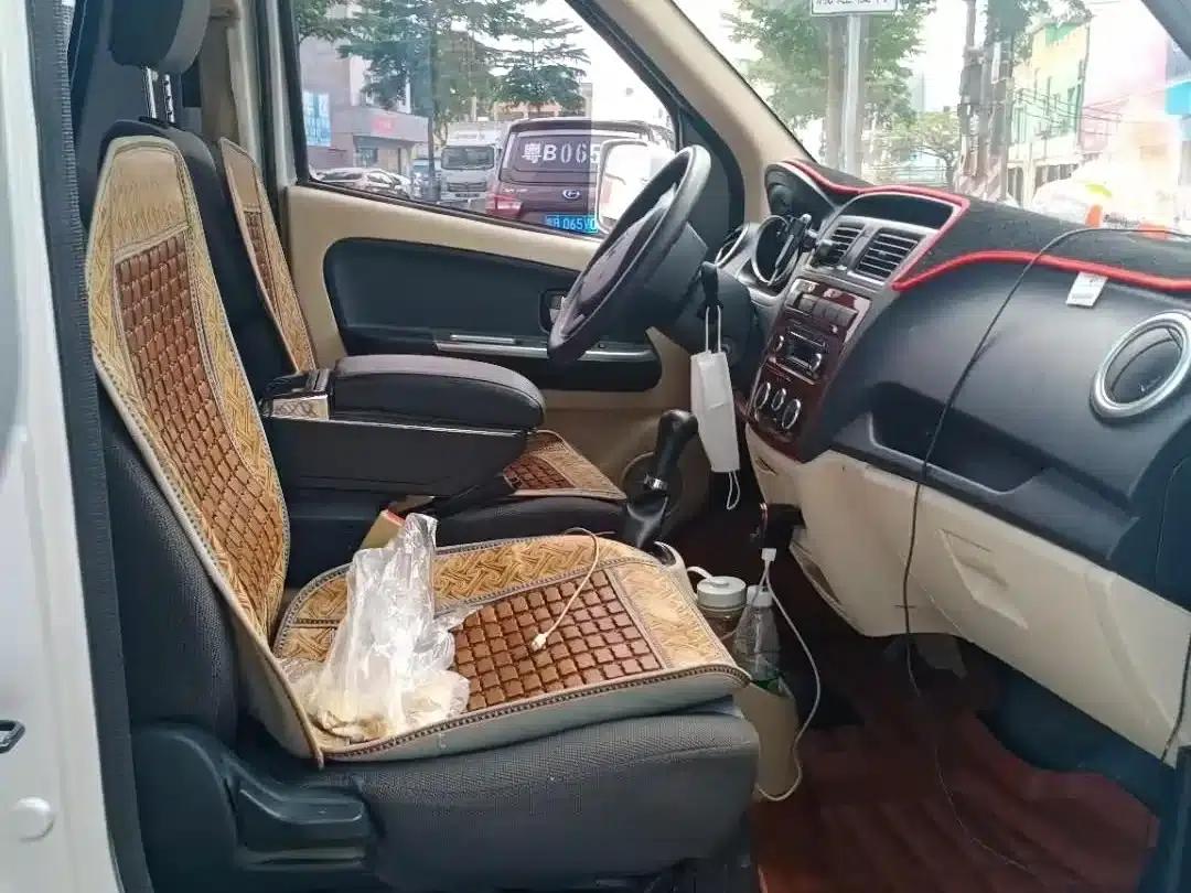 Changan Ruixing M80 2019 1.5L Basic 4-seater with single evaporator and air conditioning, National VI emission standard, flat top, liftback door, DAM15KR — миниатюра 2