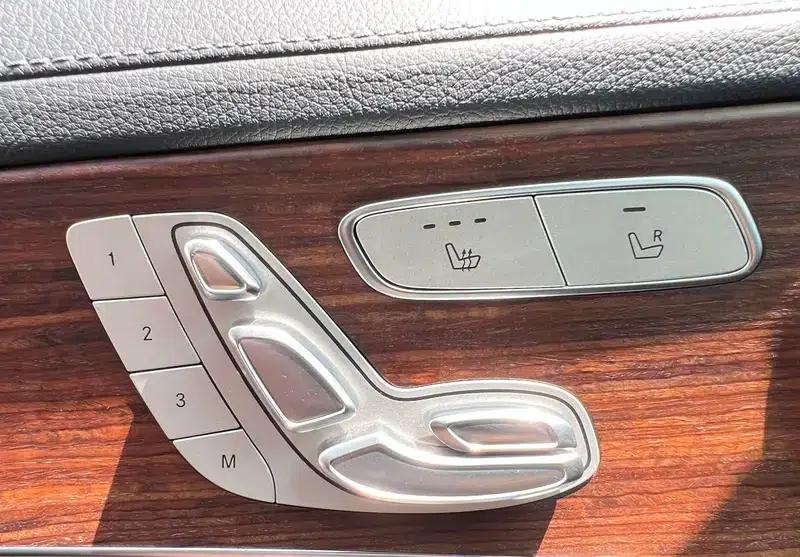 2020 Mercedes-Benz GLC 300 L 4MATIC Dynamic — миниатюра 13