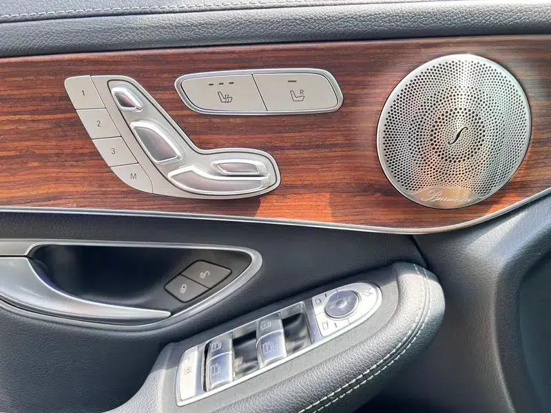 2020 Mercedes-Benz GLC 300 L 4MATIC Dynamic — миниатюра 25