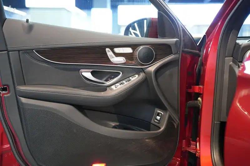 2017 Mercedes-Benz GLC 260 4MATIC Luxury — миниатюра 12